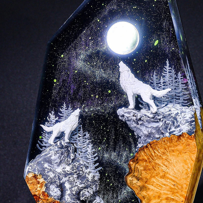 Snowy Moon Wolf Resin Lamp